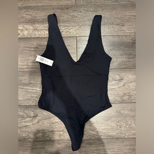 Babaton Contour Bodysuit
